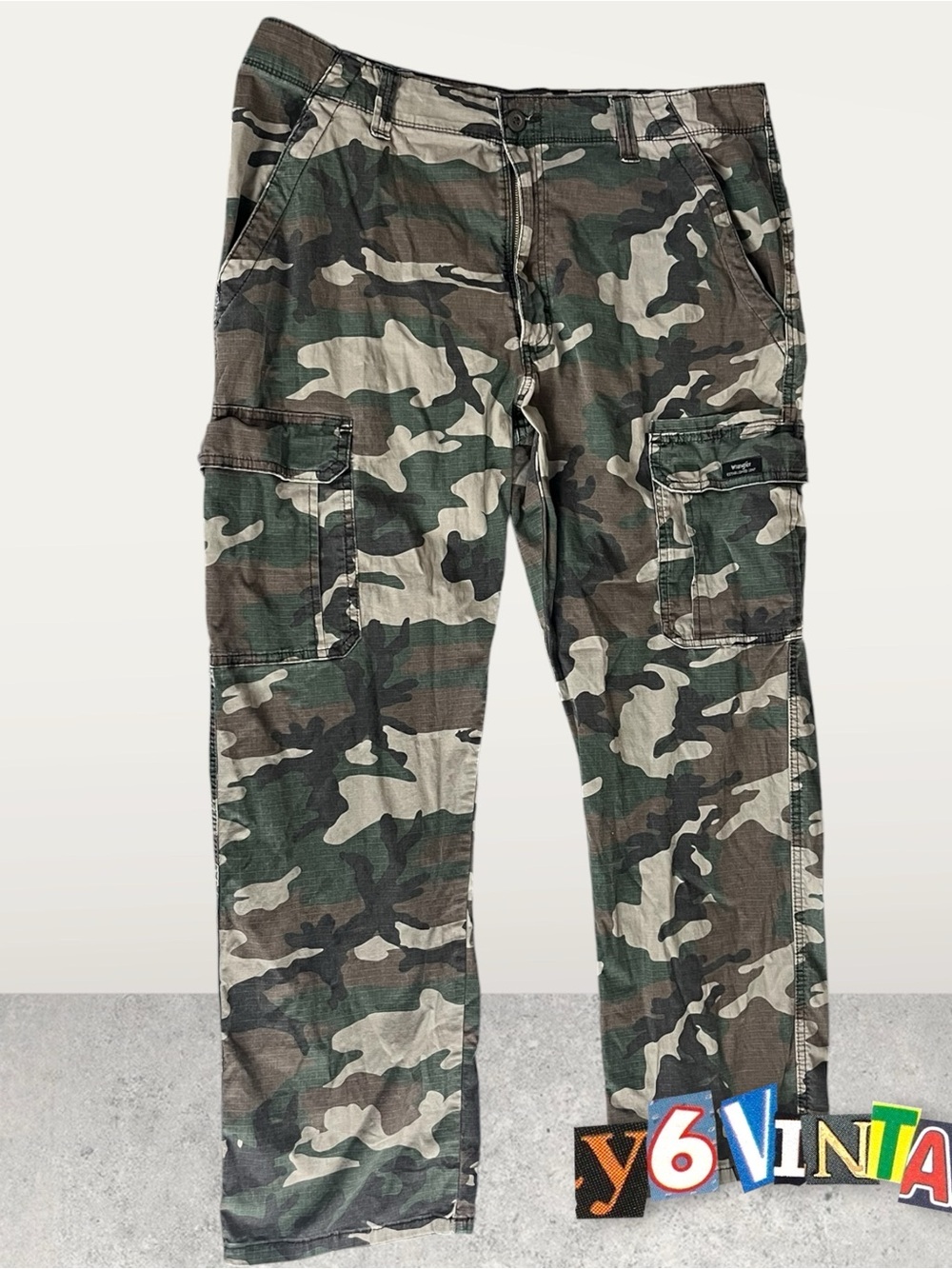 Wrangler camo cargo pants